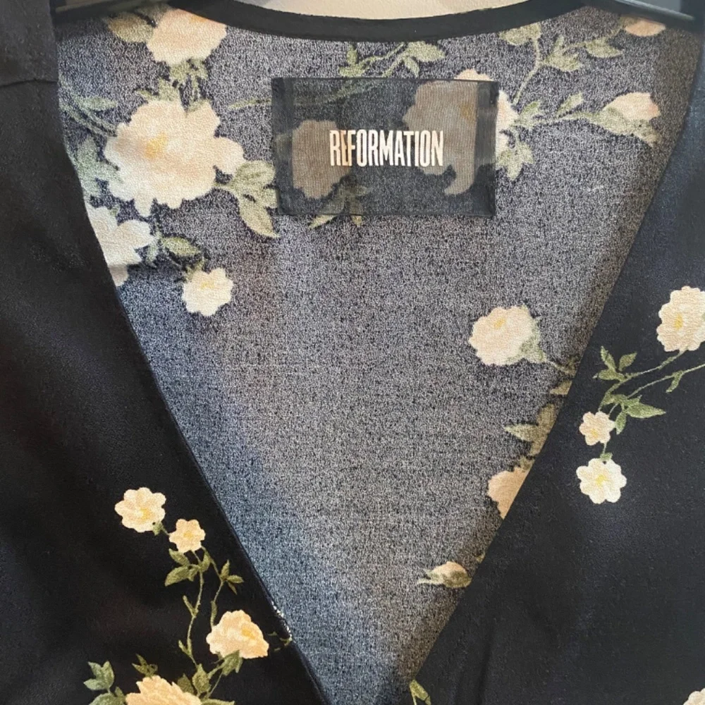 Reformation Floral Top - Picture 3 of 5